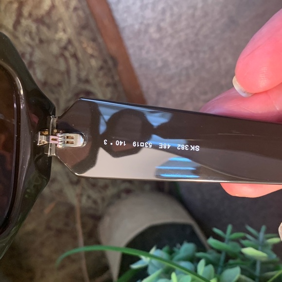 Authentic SWAROVSKI 53mm crystals geometric square sunglasses - Picture 13 of 16